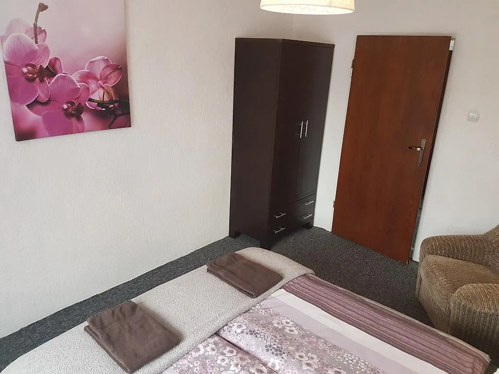 Willa Grafit Karpacz Homestay szállás